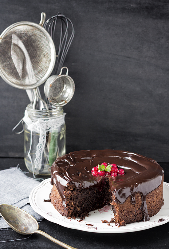 Roasted Halzenuts and Chocolate Cake
